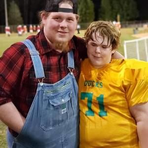 Meet your Posher, Chase